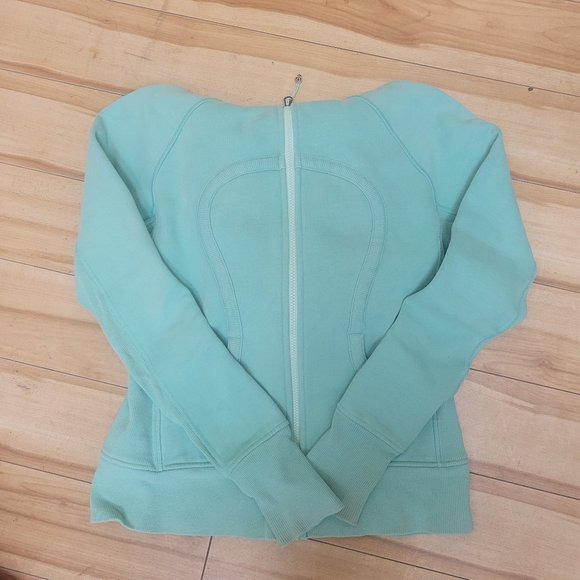 lululemon athletica Tops - Lululemon Scuba Hoodie